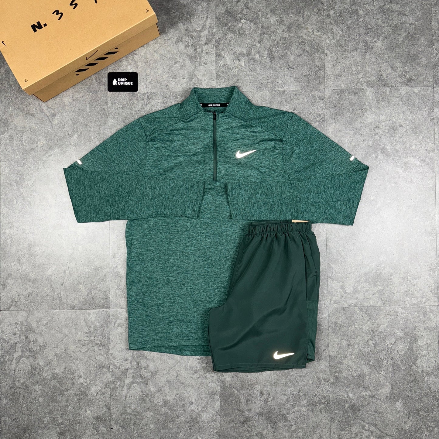 Nike Element 1/4 Zip Top Vintage Green & Vintage Green Challenger Shorts Set