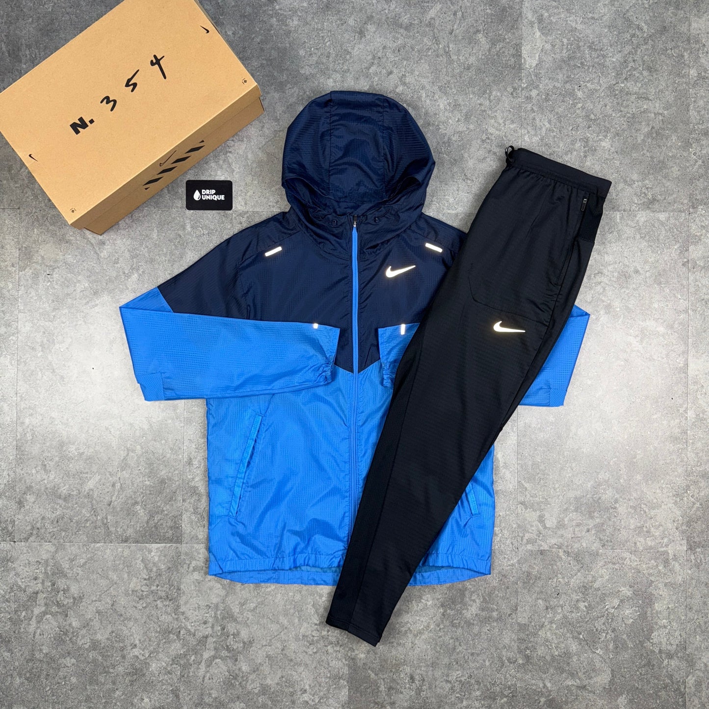 Nike NK Windrunner Jacket Royal Blue & Black Nike Phenom Pants Set