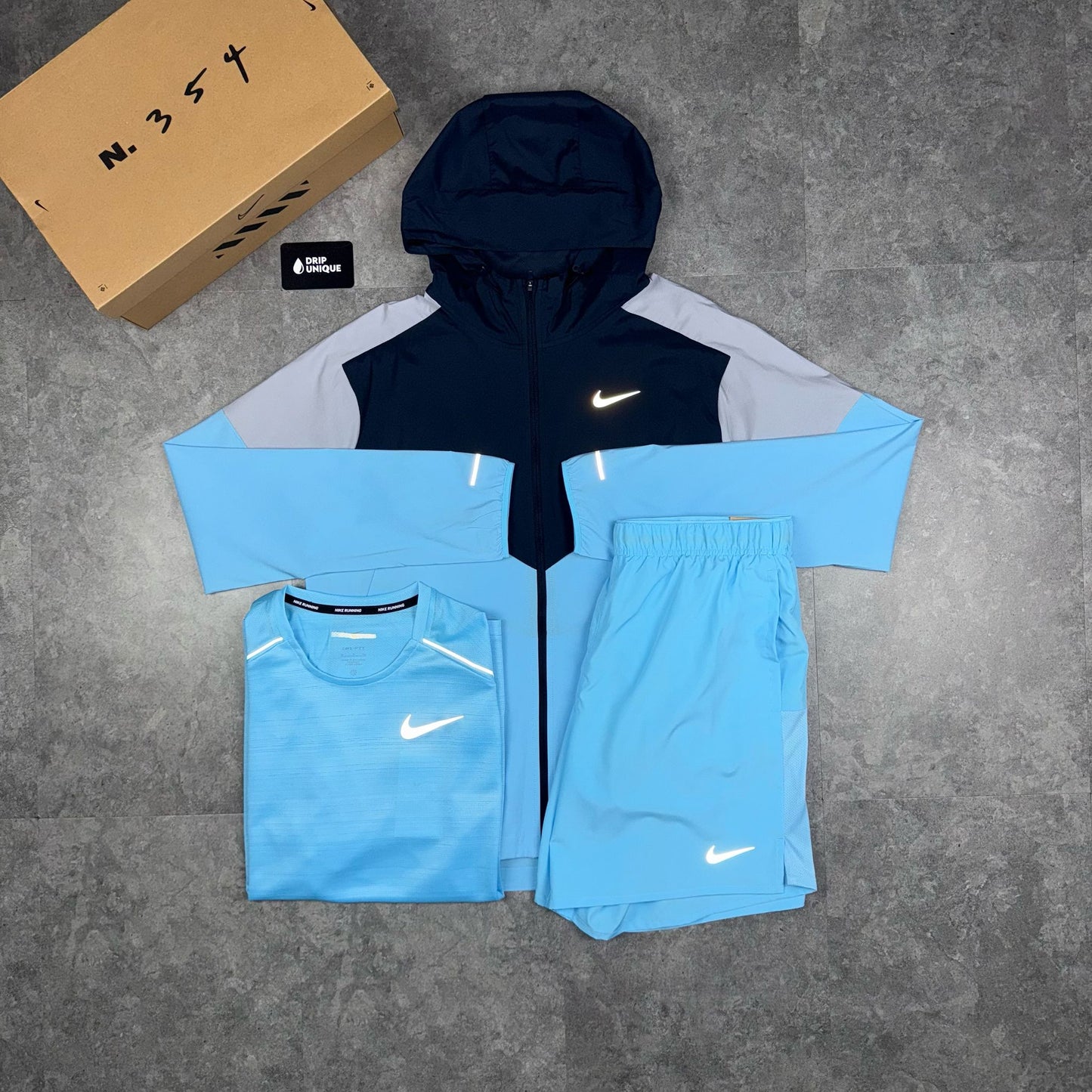 Nike UV Windrunner Aquarius Blue Bundle