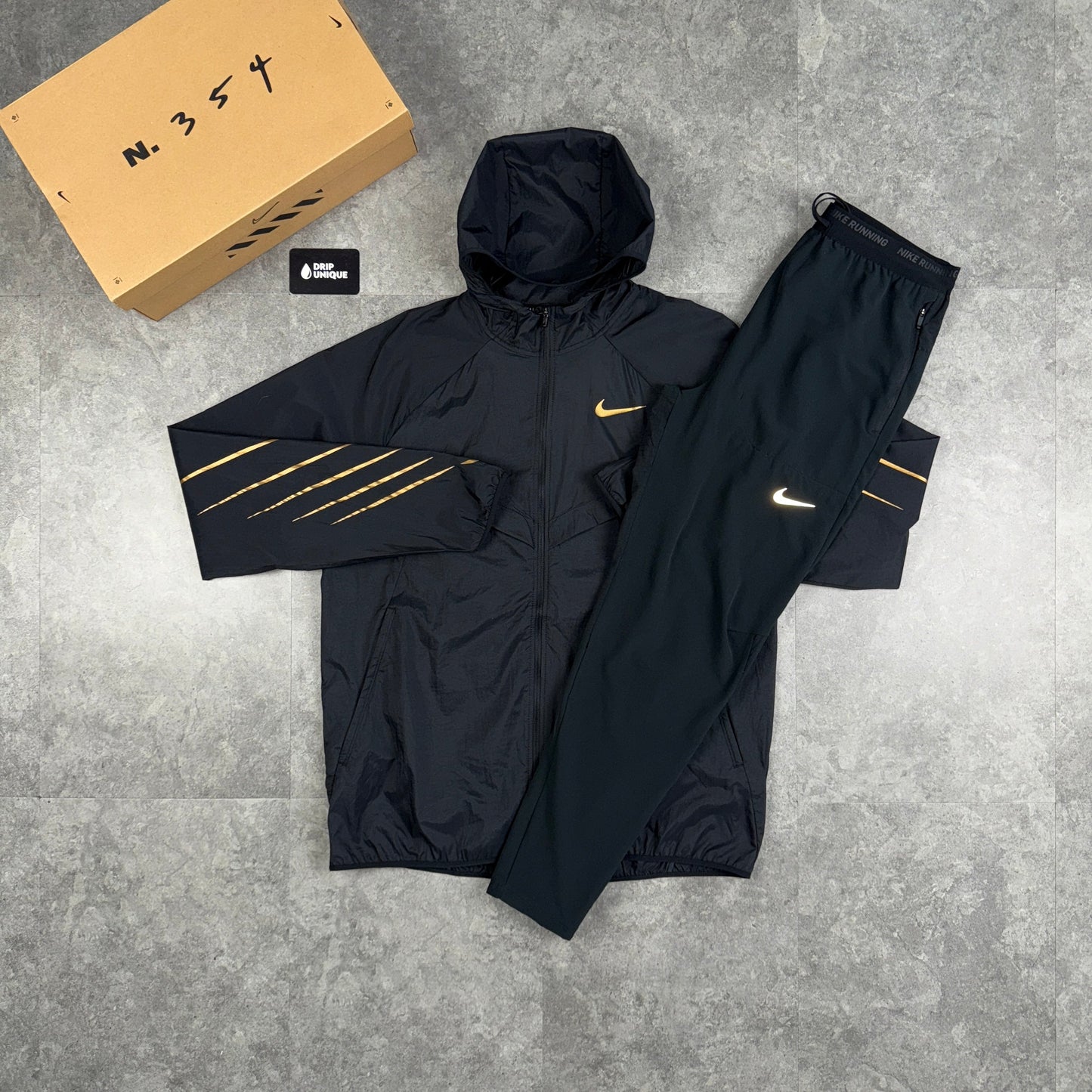 Nike UV Windrunner Jacket Black & Gold & Black Nike Phenom Pants Set