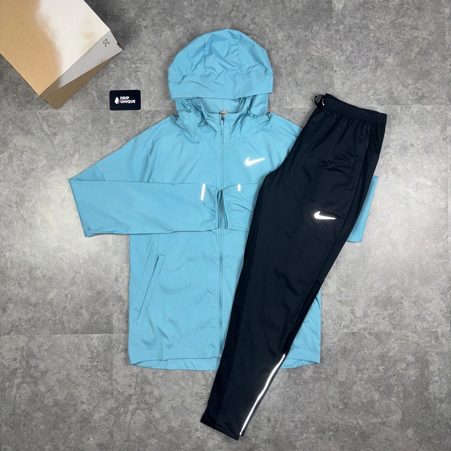 Nike UV Windrunner Jacket Denim Turquoise & Black Nike Phenom Pants Set