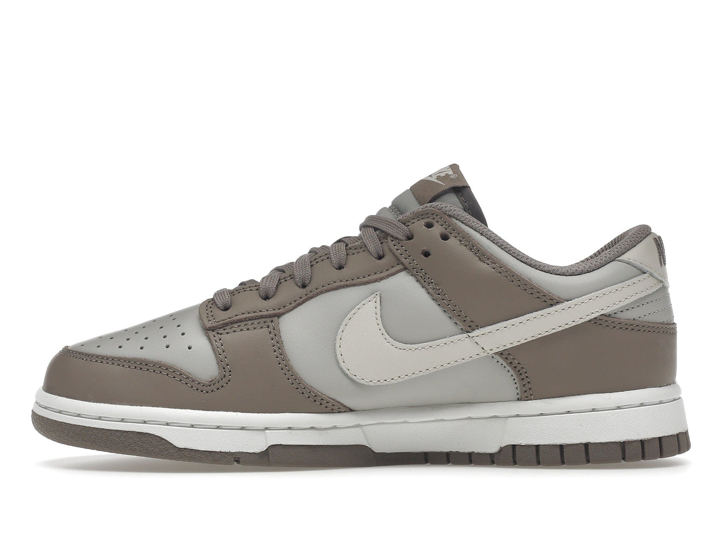Nike Dunk Low Bone Beige (W)