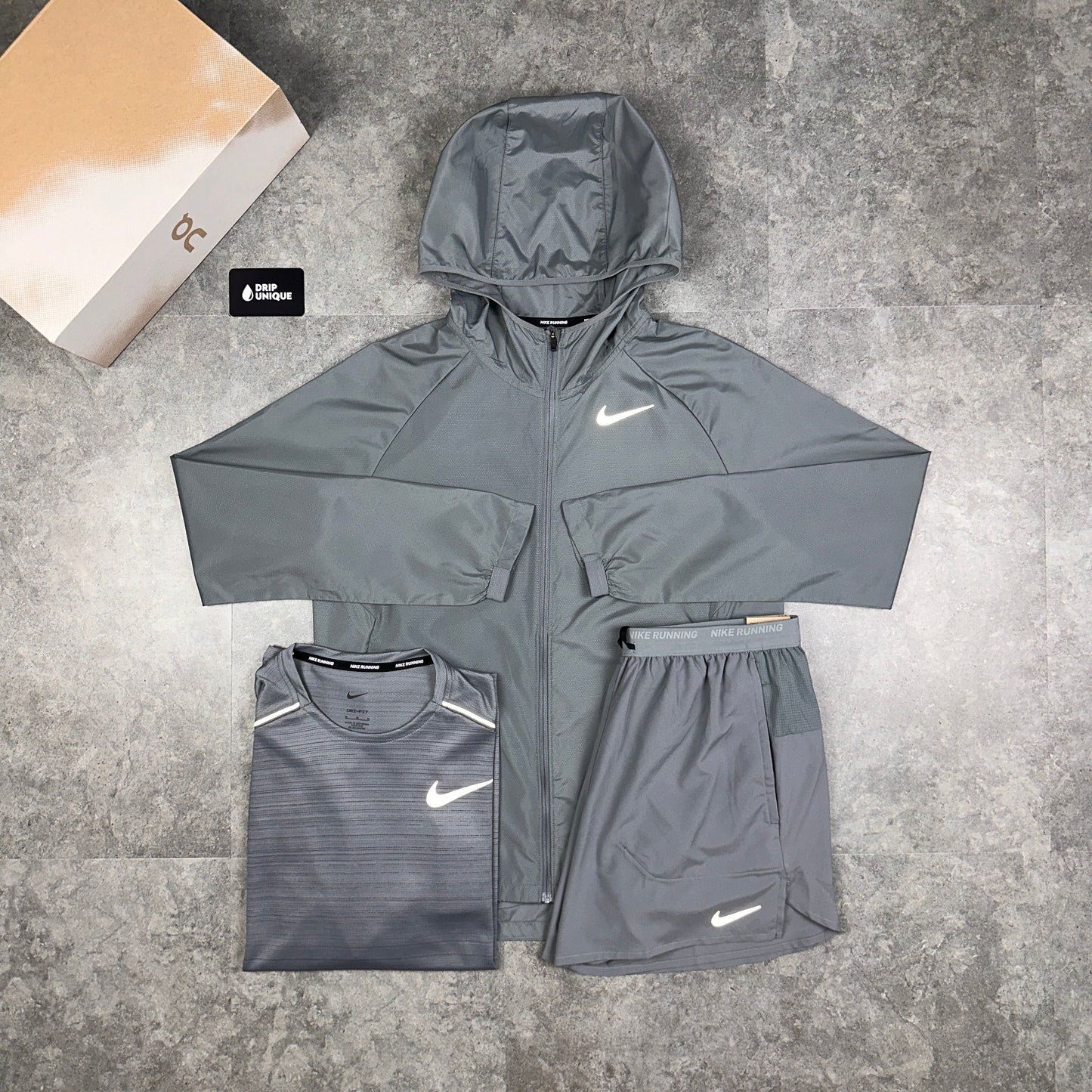 Nike Essential Windrunner Grey Bundle