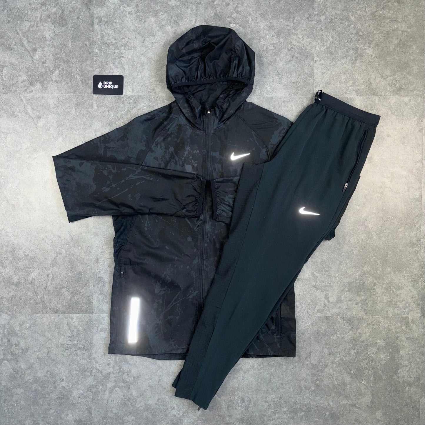 Nike Splash Running Division Jacket Black & Black Nike Phenom Pants Set