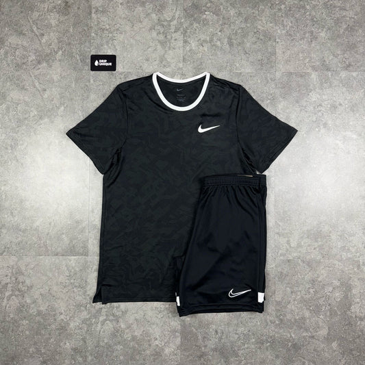 Nike Dri-Fit T-Shirt Black & Black/White Dri-Fit Shorts Set
