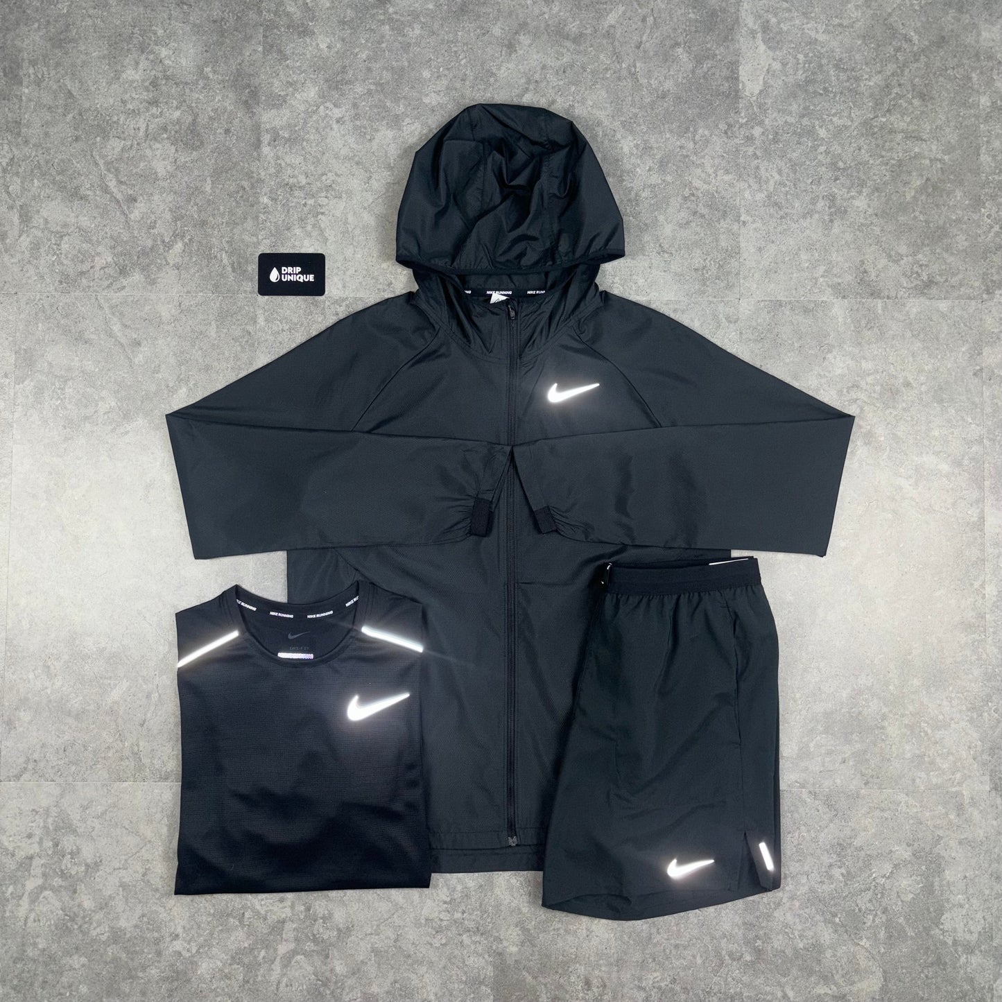 Nike Essential Windrunner Black Bundle
