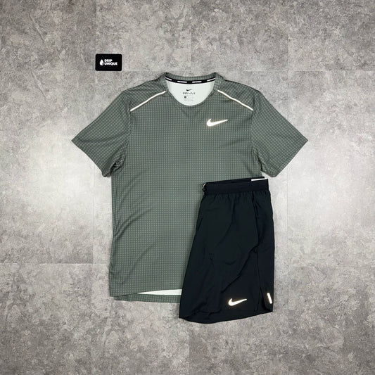 Nike Hex Miler T-Shirt Green & Black Flex Stride Shorts Set