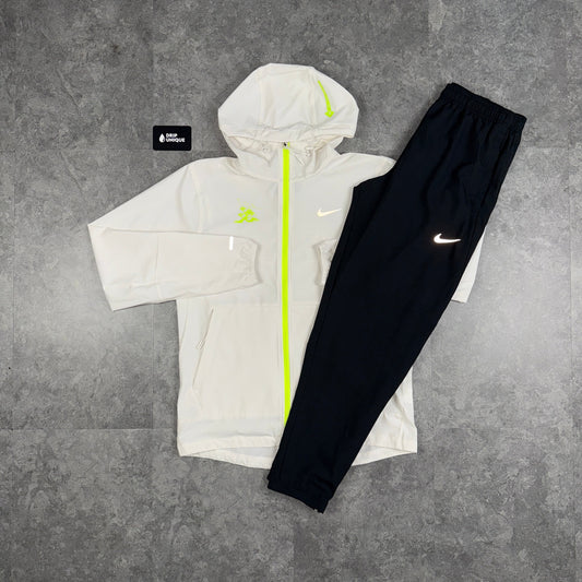 Nike Repel “Just Do It” Windrunner Jacket White & Black Nike Challenger Pants Set