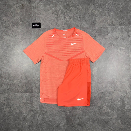 Nike TechKnit T-Shirt Peach & Peach Challenger Shorts Set