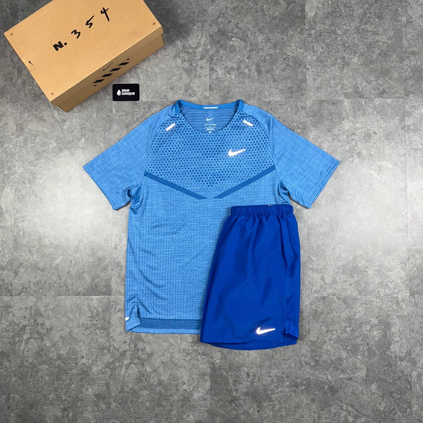 Nike TechKnit T-Shirt Star Blue & Royal Blue Challenger Shorts Set