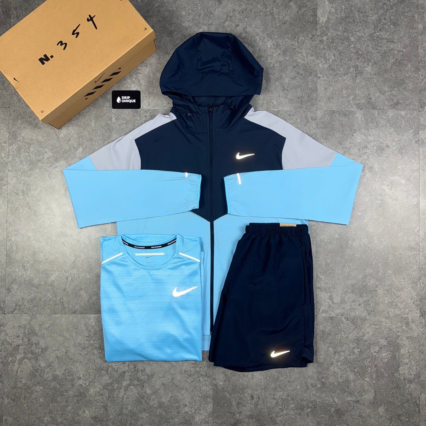 Nike UV Windrunner Aquarius Blue Bundle