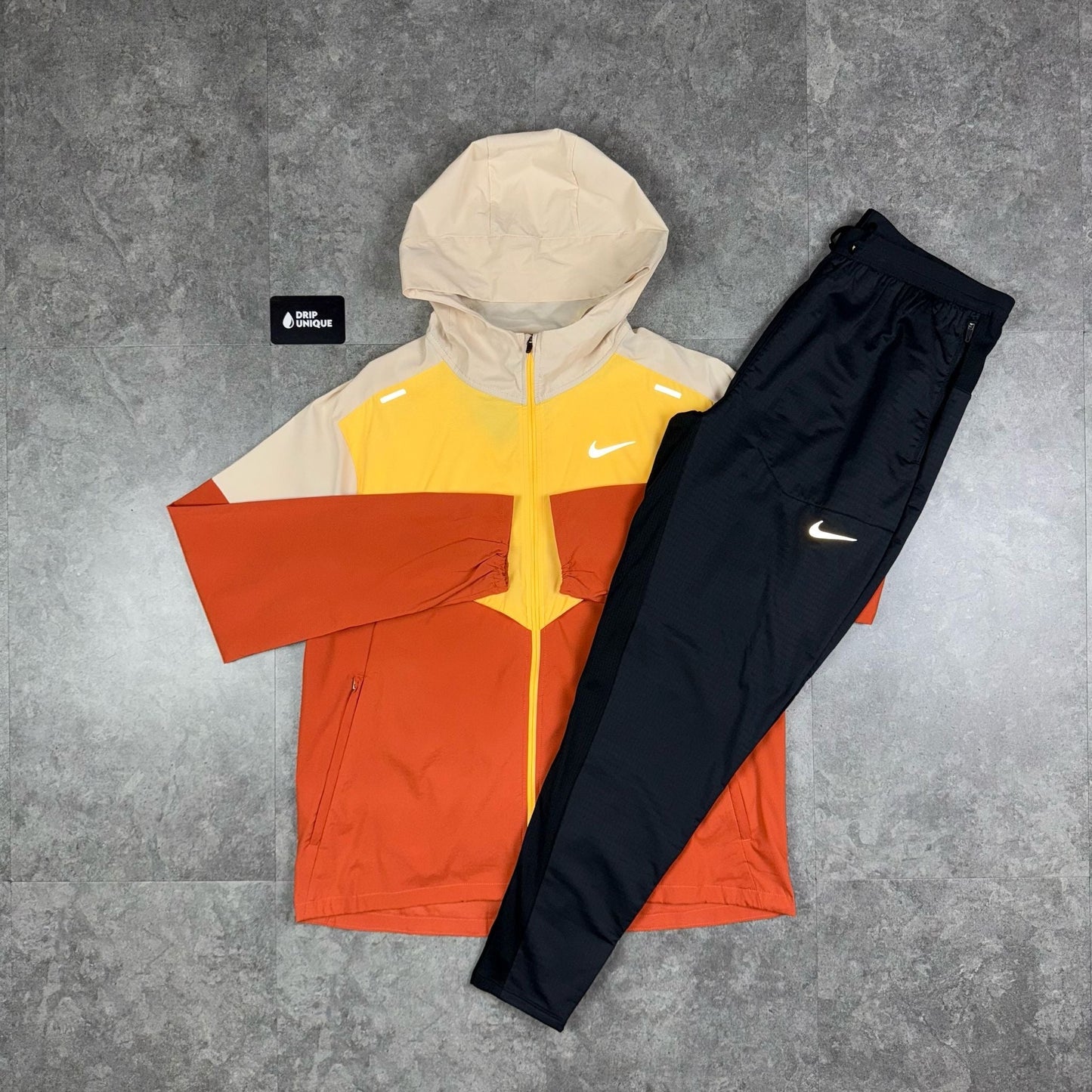 Nike UV Windrunner Jacket Sandstone & Black Nike Phenom Pants Set