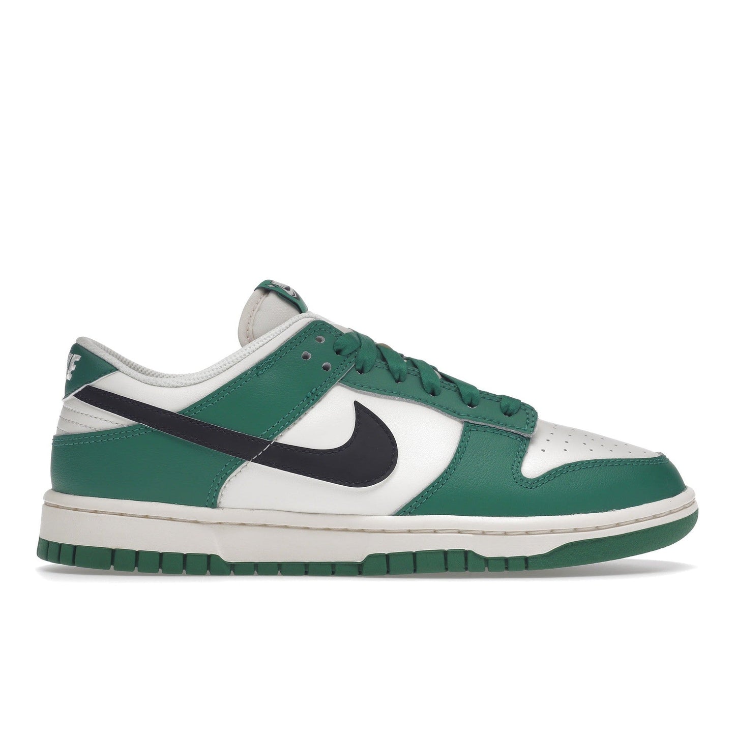 Nike Dunk Low SE Lottery Malachite Green
